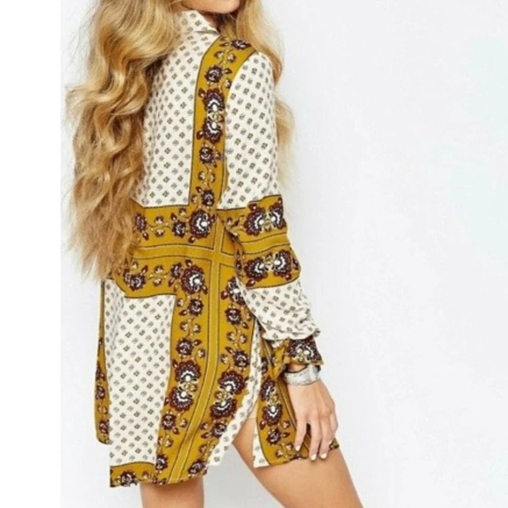 Free People Women's Size Medium Changing Times Mixed Print Tunic Top